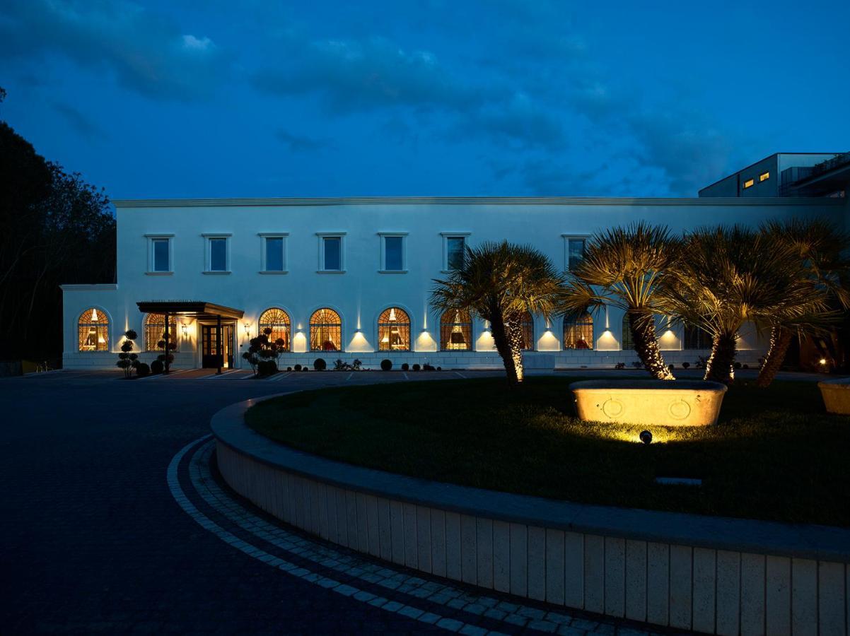 Hotel Niccolo' V - Terme Dei Papi Viterbo Exterior photo